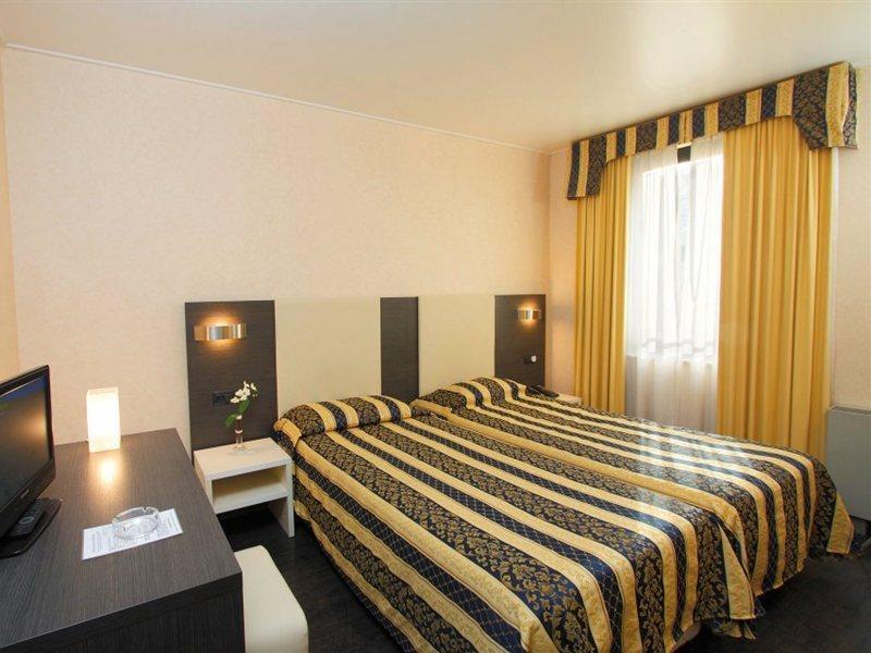 Hotel Alfred Monaco - Ex Forum - Renove 3*